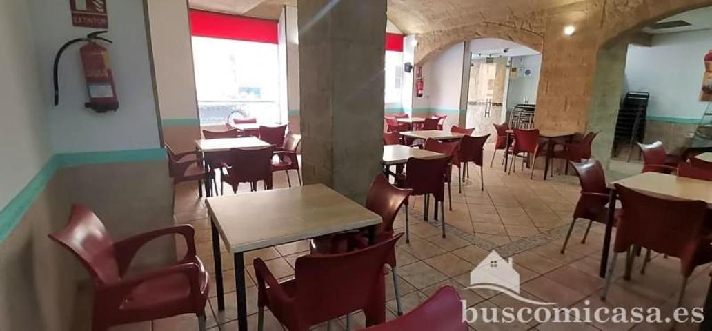 Local comercial en venta en Linares, Calle Alfonso X el Sabio, 23700 photo 0