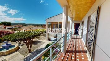 Casa en venta en La Torre de Claramunt, DINS POBLE photo 0