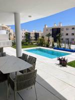 Planta baja en venta en Fuengirola, Reserva del Higuerón photo 0