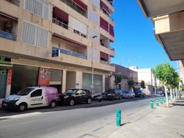 Garaje en venta en Torrevieja, Baix Segura photo 0