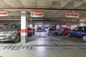 Parking en venta en Granada, Vergeles photo 0