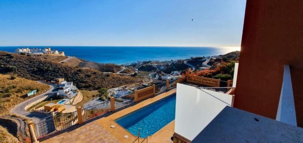 Adosada en venta en Torrox, Costa del Sol Oriental - Axarquía photo 0