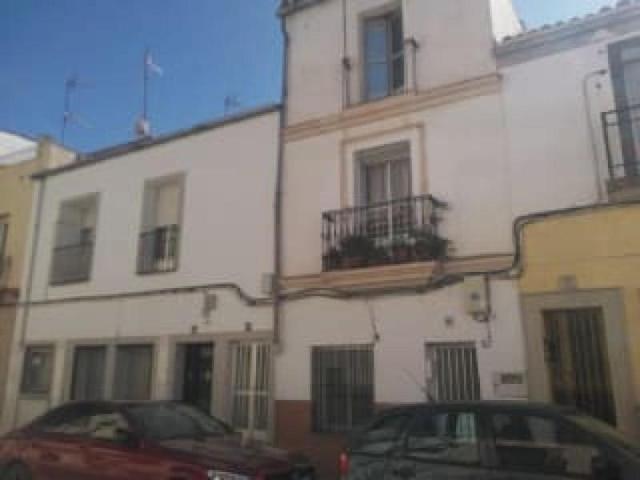 Apartamento en venta en Cáceres, Margallo photo 0