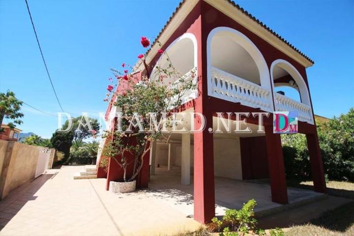 Chalet en venta en Denia, Deveses Playa photo 0