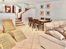 Chalet en venta en Playa de las Américas, Avenida Rafael Puig Lluvina, 38660 photo 0