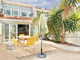 Chalet en venta en Playa de las Américas, Avenida Rafael Puig Lluvina, 38660 photo 0