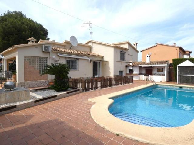 Chalet en venta en Denia, MONTGO photo 0