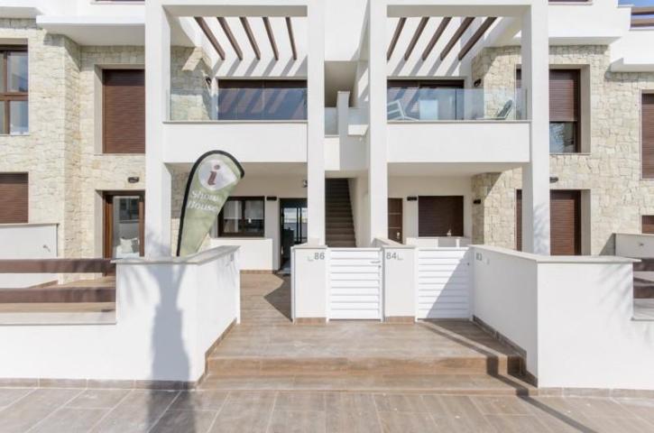 Bungalow en venta en Torrevieja, Los balcones photo 0