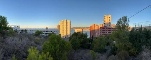 Terreno en venta en Benidorm, Rincón de Loix, Rincón de Loix Alto photo 0