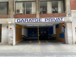 Parking en venta en Barcelona, Carrer de Rocafort, 08015 photo 0