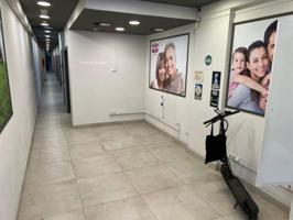Local comercial en venta en Barcelona, L'Antiga Esquerra de l'Eixample photo 0