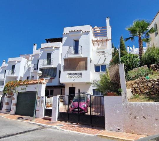 Bungalow en venta en Mijas, Mijas Costa photo 0