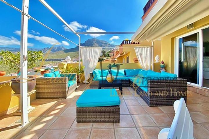 Piso en venta en Adeje, Calle Galicia, 38660 photo 0