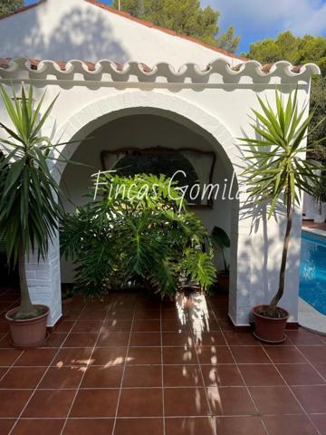 Casa con terreno en venta en Es Mercadal photo 0