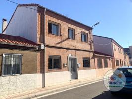 Casa en venta en Valladolid photo 0
