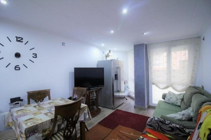 Piso en venta en Mataró, Carrer de Joanot Martorell, 08303 photo 0