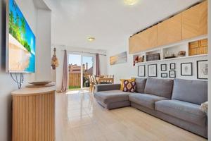 Apartamento en venta en Fuengirola, Recinto Ferial photo 0