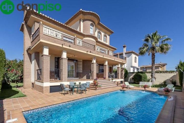 Casa en venta en Cúllar Vega, VENTORILLO photo 0