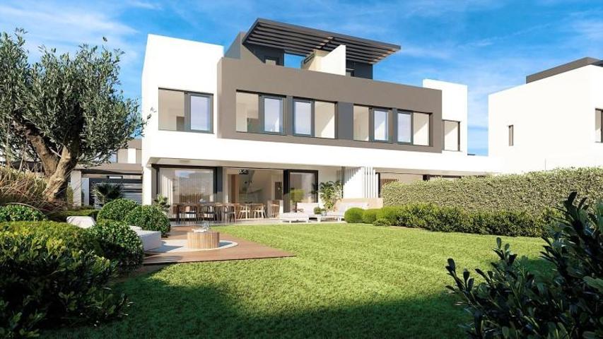 Adosada en venta en Estepona, Estepona East - Atalaya Golf photo 0