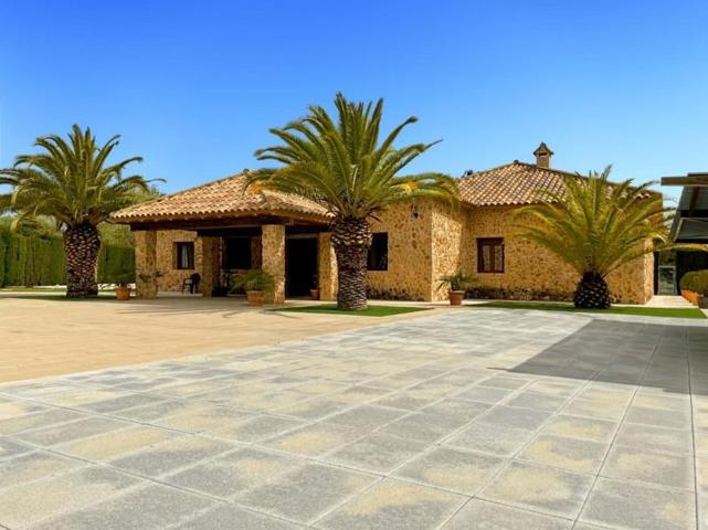 Chalet en venta en Sax, Paraje Carruz photo 0