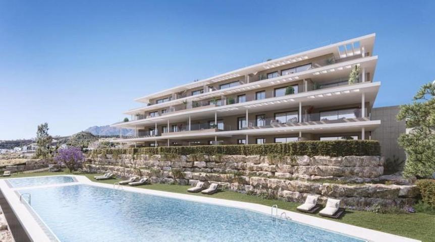 Apartamento en venta en Estepona, La Resina Golf photo 0
