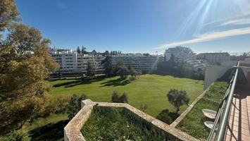 Atico Duplex en venta en Marbella, Guadalmina alta photo 0