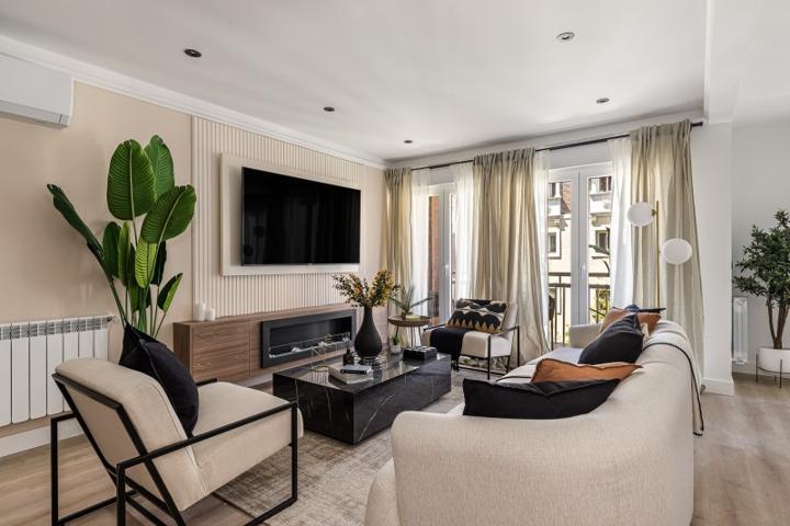 Piso en venta en Madrid, Jerónimos photo 0