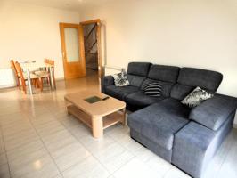 Adosada en venta en Llorenç del Penedès, Centro photo 0