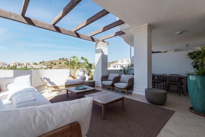 Apartamento en venta en Marbella, Nueva Andalucia - Be Aloha photo 0
