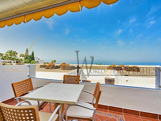 Aticos en venta en Adeje, Calle Gran Bretana, 38660 photo 0