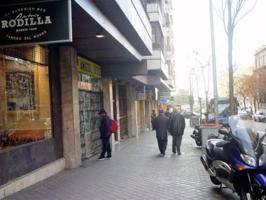 Local comercial en alquiler en Madrid, Calle de Fernández de los Ríos, 28015 photo 0
