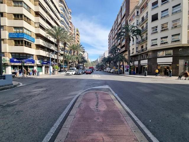 Piso en venta en Alicante, Carrer Berenguer de Marquina, 03004 photo 0