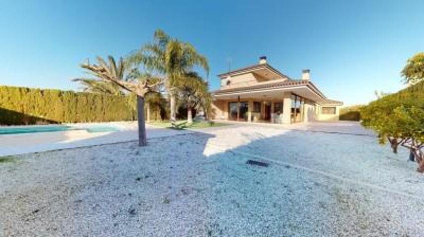 Chalet en venta en Valverde, Valverde photo 0