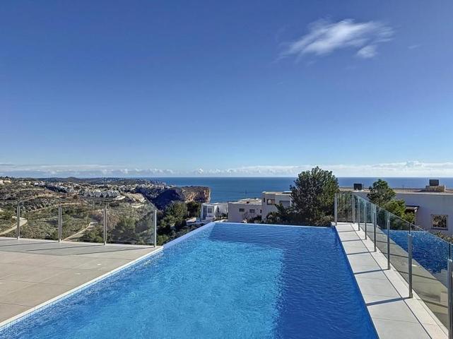 Chalet en venta en Benitachell, Lirios photo 0
