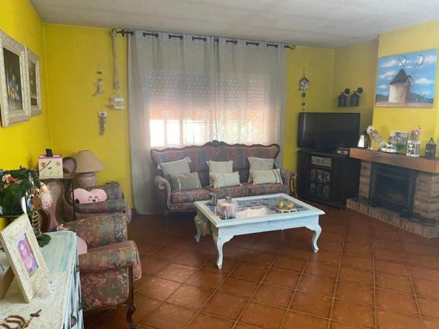 Adosada en venta en San Martín de Valdeiglesias, Casco urbano photo 0