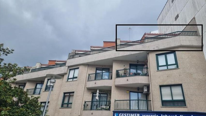 Piso en venta en Sanxenxo, Salnés photo 0