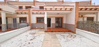 Adosada en venta en San Miguel de Salinas photo 0