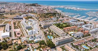 Apartamento en venta en Denia, Club Nautico photo 0