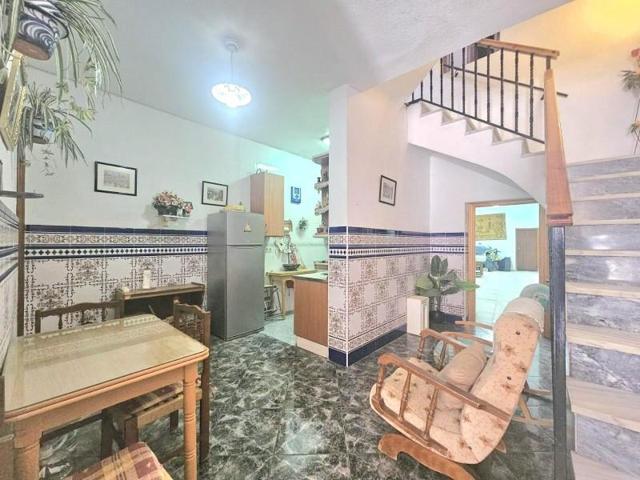 Casa en venta en Alcolea, CENTRO photo 0