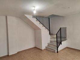 Adosada en venta en La Línea de la Concepción, Los Olivos photo 0