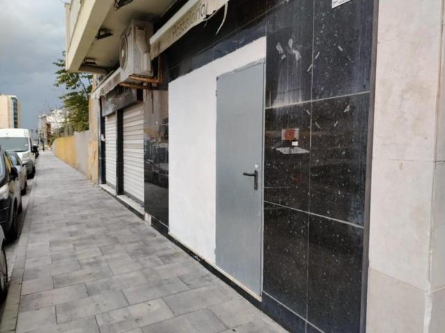 Local comercial en venta en La Línea de la Concepción, Centro photo 0