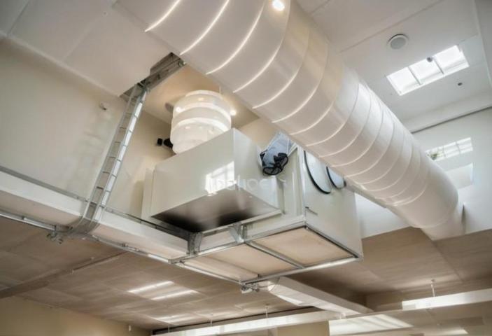 Nave industrial en venta en Sant Fruitós de Bages, Centre photo 0