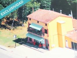 Edificio en venta en Olot photo 0
