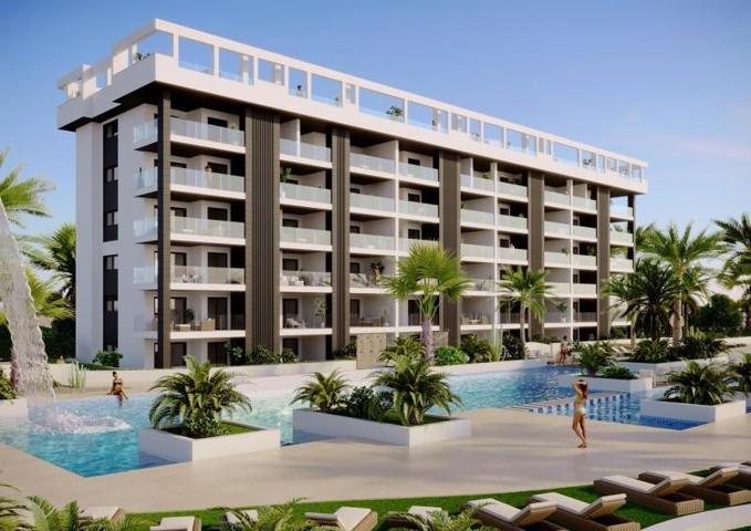 Apartamento en venta en Torrevieja, La Mata photo 0
