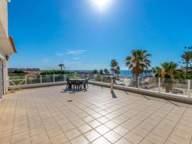 Chalet en venta en Orihuela, Playa Flamenca photo 0