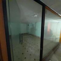 Local comercial en venta en Santander photo 0