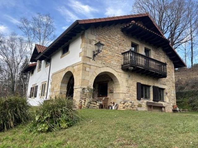 Chalet en venta en Alfoz de Lloredo, Alfoz de Lloredo photo 0