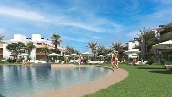 Apartamento en venta en Los Alcázares photo 0