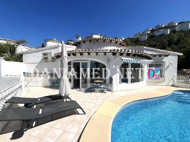 Chalet en venta en Denia photo 0