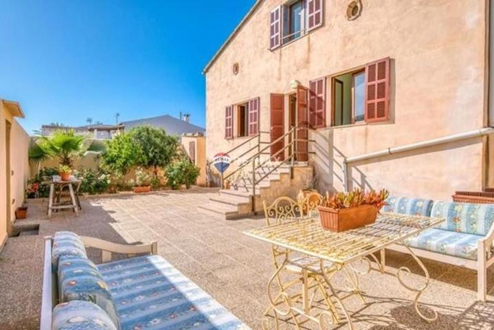 Chalet en venta en Santa Margalida photo 0
